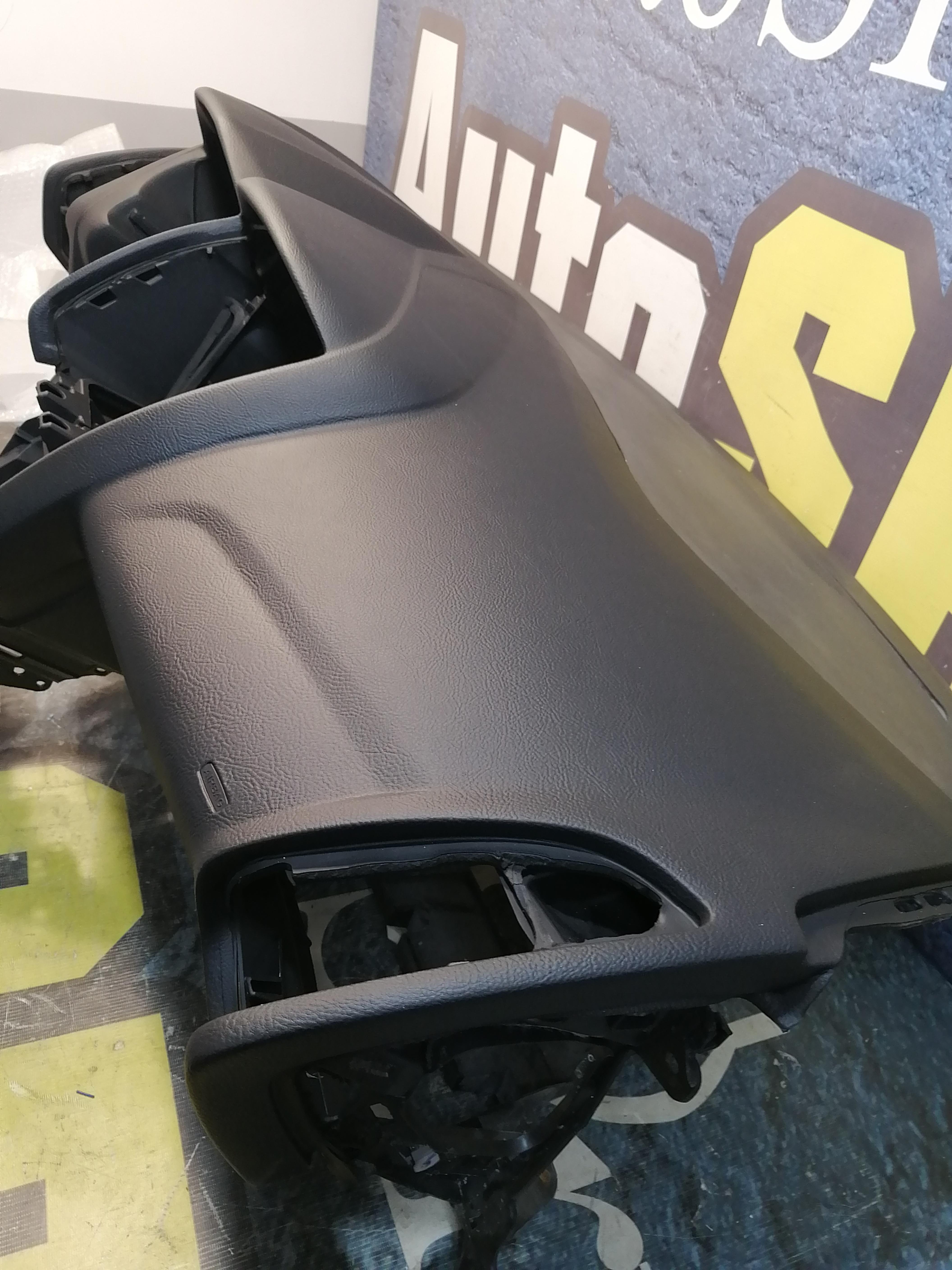 Торпедо Ford Focus 3