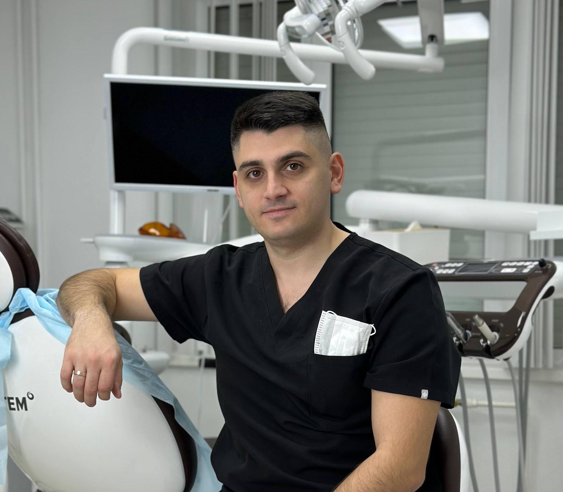 Хроев Василиос Спартакович